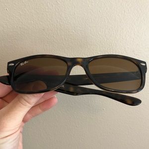 Ray-Ban New Wayfarer Sunglasses